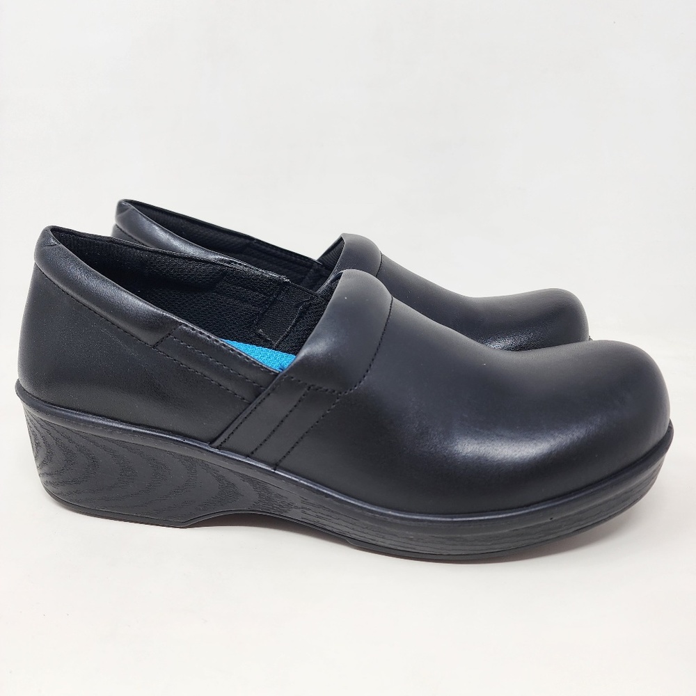 Dr. Scholls Dynamo Work Slip Resistant Clogs